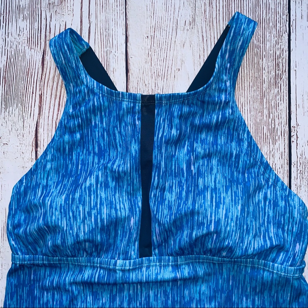Nike Workout Racerback Tank Top Medium - Picture 2 of 5